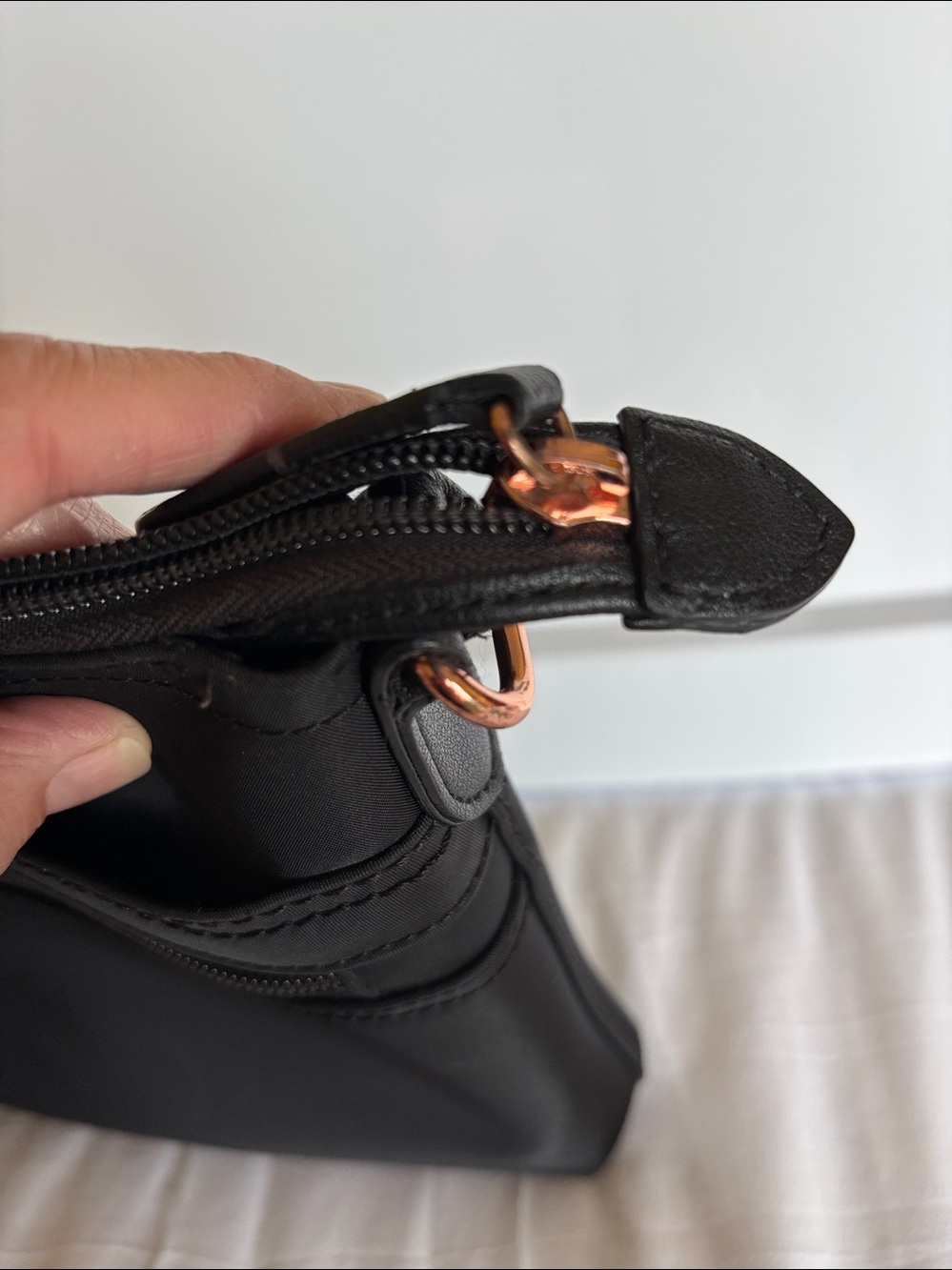Radley London Black Crossbody Bag Nylon Zip Top Adjustable Strap Nice Condition - Picture 9 of 13